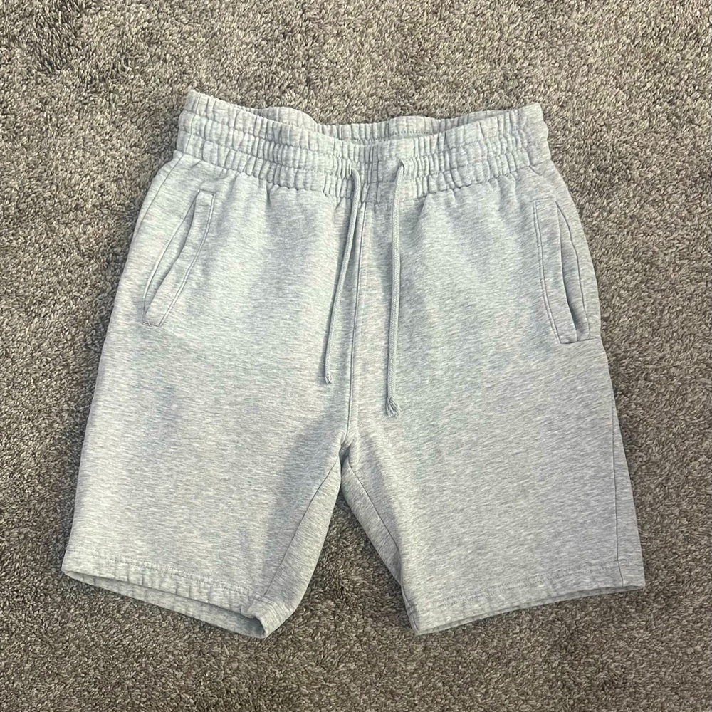 H&M Divided Grey Sweat Shorts, size M